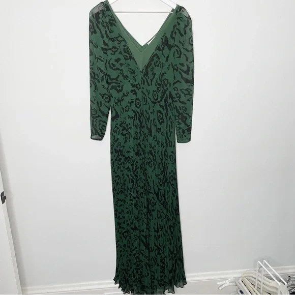 Self-Portrait NWT Green Leopard Chiffon Maxi Dress Long Sleeve Pleated Gown  4